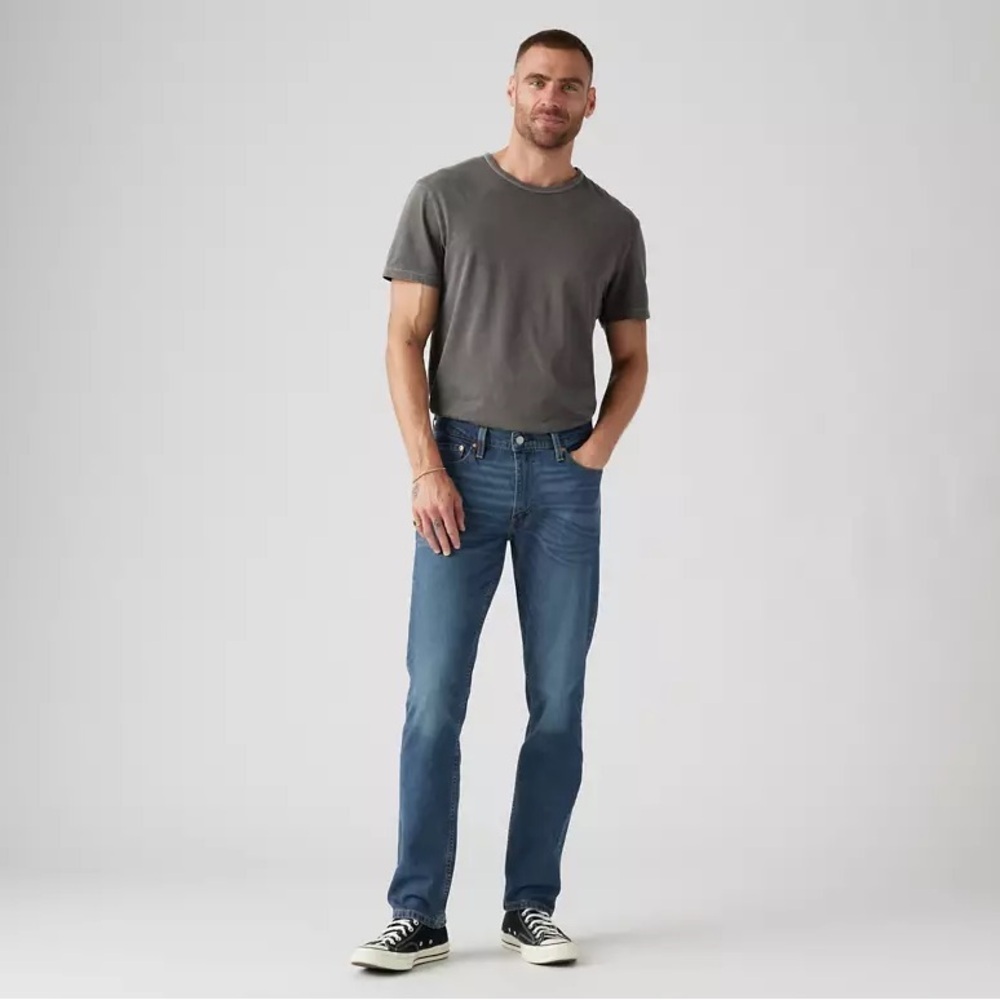 Levi’s men’s 511 slim jeans, 30x29, EUC, medium wash